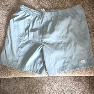 XL THE NORTH FACE ATHLETIC SHORTS GREAT CONDITION NO STAINS OR TEARS
